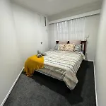 Auckland Airport Holiday Home